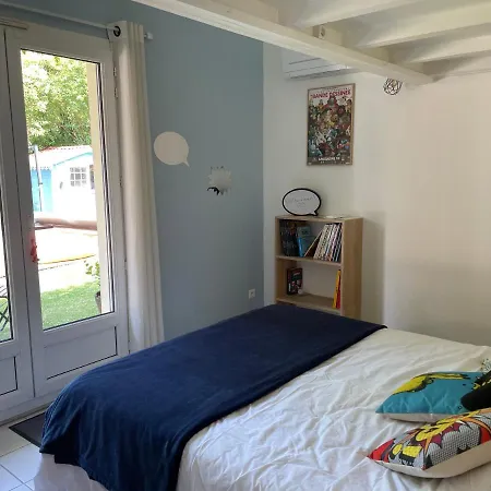 Merig'home Bd Climatisee Dans Maison Avec Piscine Au Calme En Ville, Sdb & Toilettes Prives Bed & Breakfast
